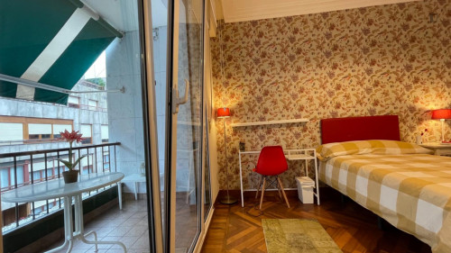 Really cool single bedroom with a balcony, in Indautxu - Gallery - 8