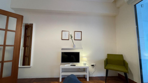 Really cool single bedroom with a balcony, in Indautxu - Gallery - 10