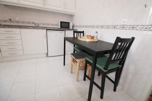 Welcoming 2-bedroom apartment in Sete Rios