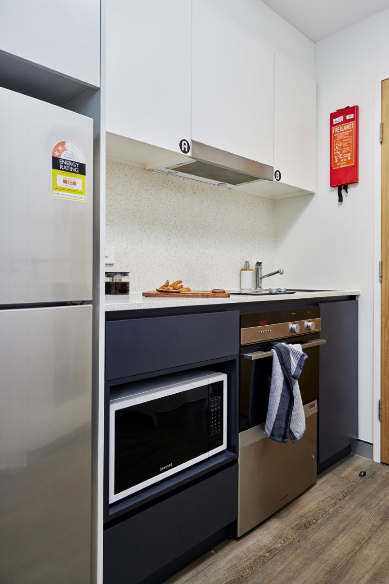  King Single Bed, Large Twin Apartment, Standard View  -  Urbanest Darling Square  - Gallery -  6