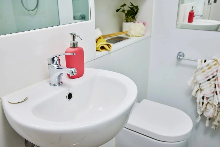 Double Bed, Signature Plus Studio Apartment, With Standard View With Balcony - 4