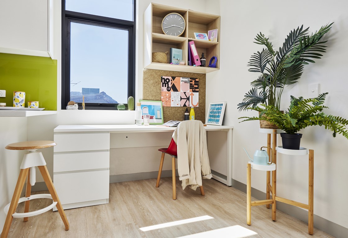 Double Bed, 1 Bed Apartment, Standard View With Balcony - Scape Glebe - Gallery - 3