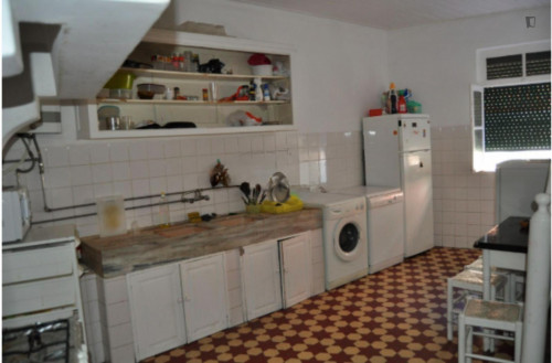 Cozy single bedroom next to Universidade da Beira Interior