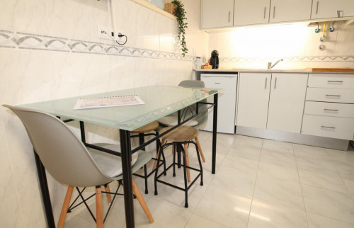 Wonderful 2-bedroom apartment, with outdoor area, in Olaias