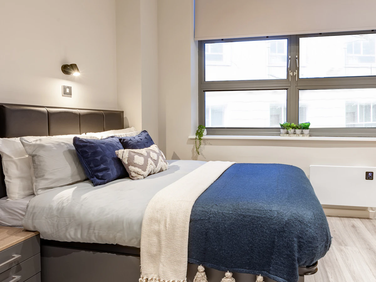 Classic Studio - Grosvenor House - Gallery - 7