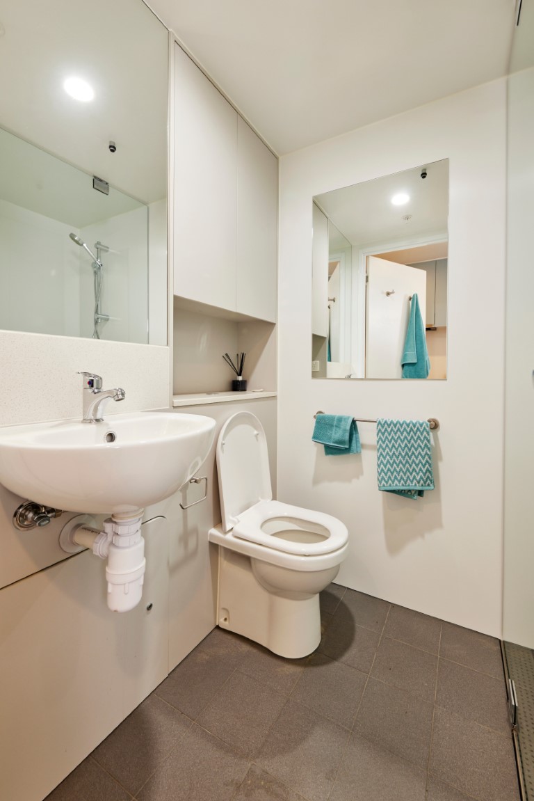  Single Bed, Twin Room In 8 Bed Apartment  -  Urbanest Sydney Central  - Gallery -  2