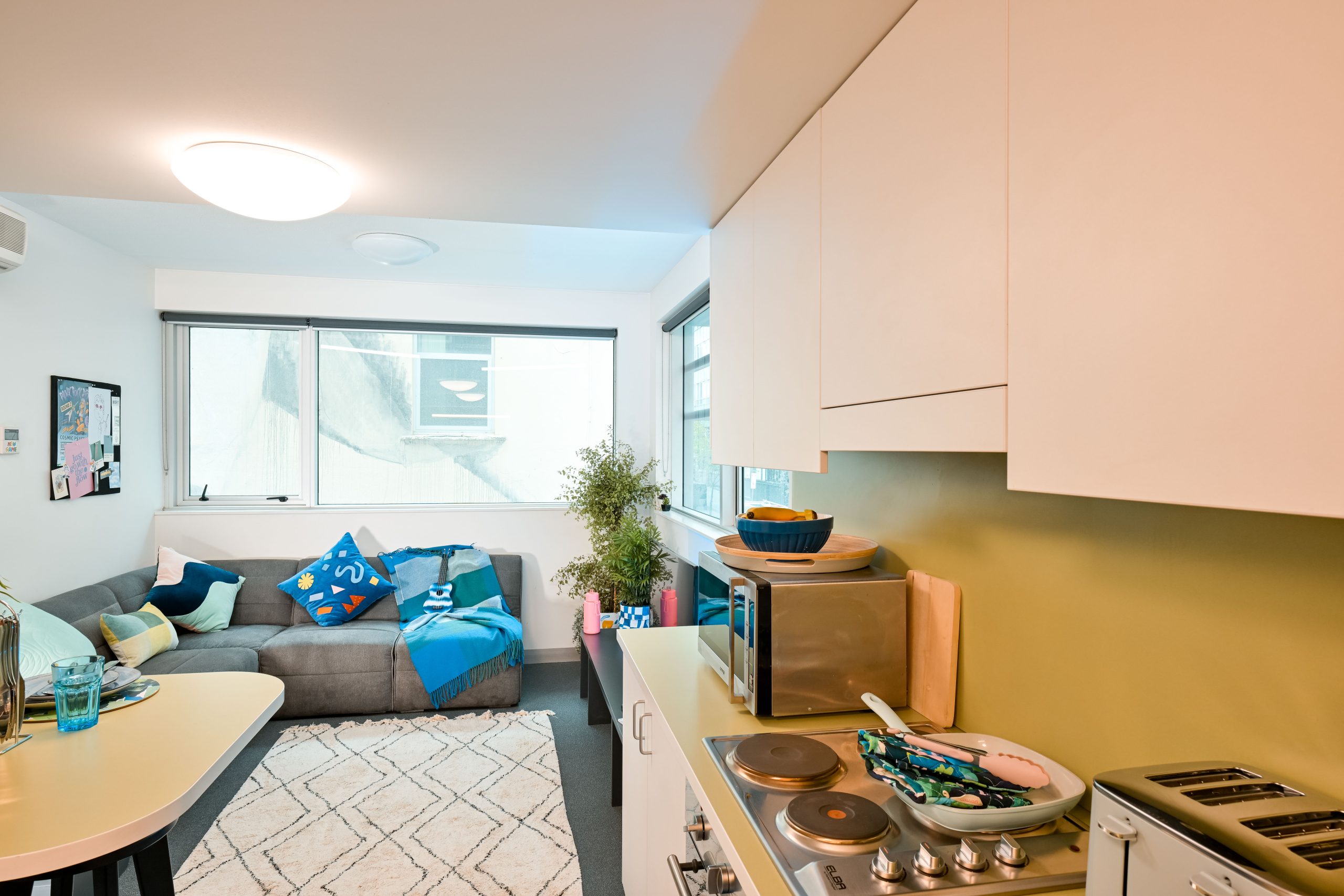  Double Bed, 4 Bed Apartment With En-Suite  -  Urbanest North Terrace  - Gallery -  4