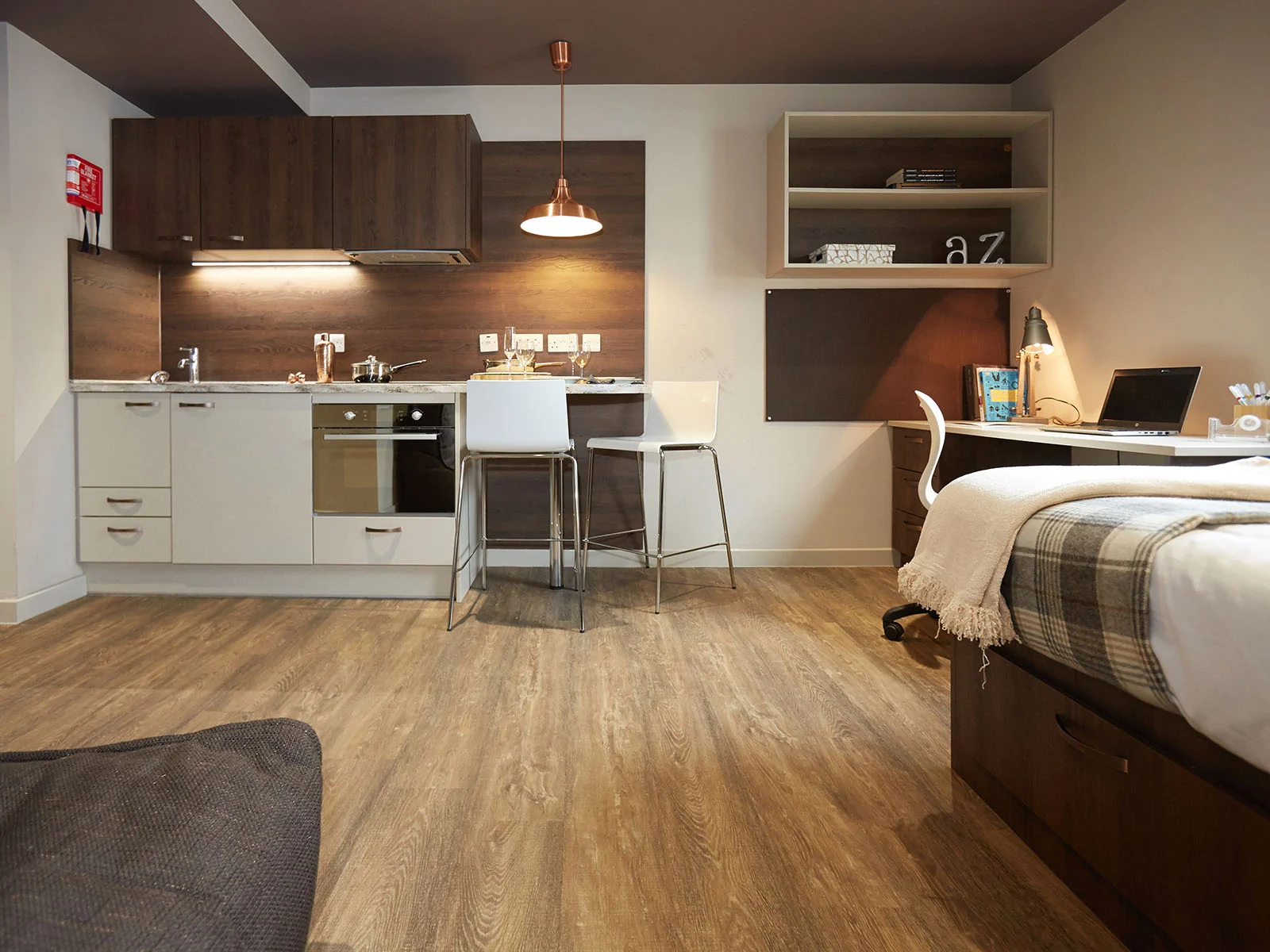  Superior Plus Studio  -  Woodside House  - Gallery -  1