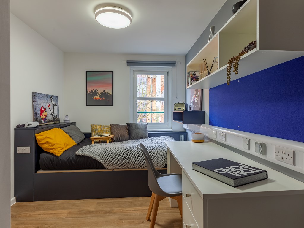 Premium Plus En-Suite  -  The Bridge  - Gallery -  1