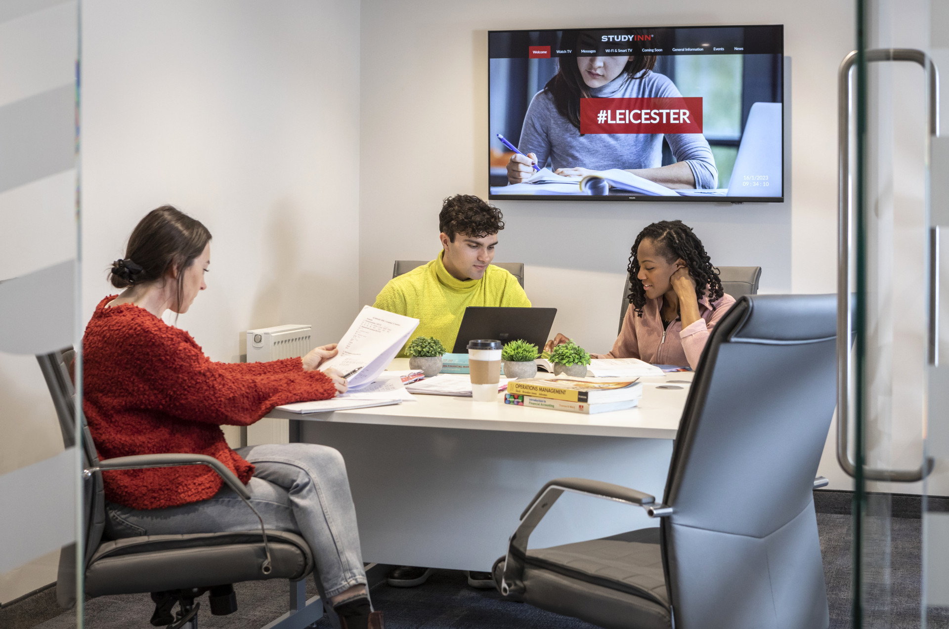  Gold Plus En-Suite Serviced Flat  -  Reynard House  - Gallery -  14