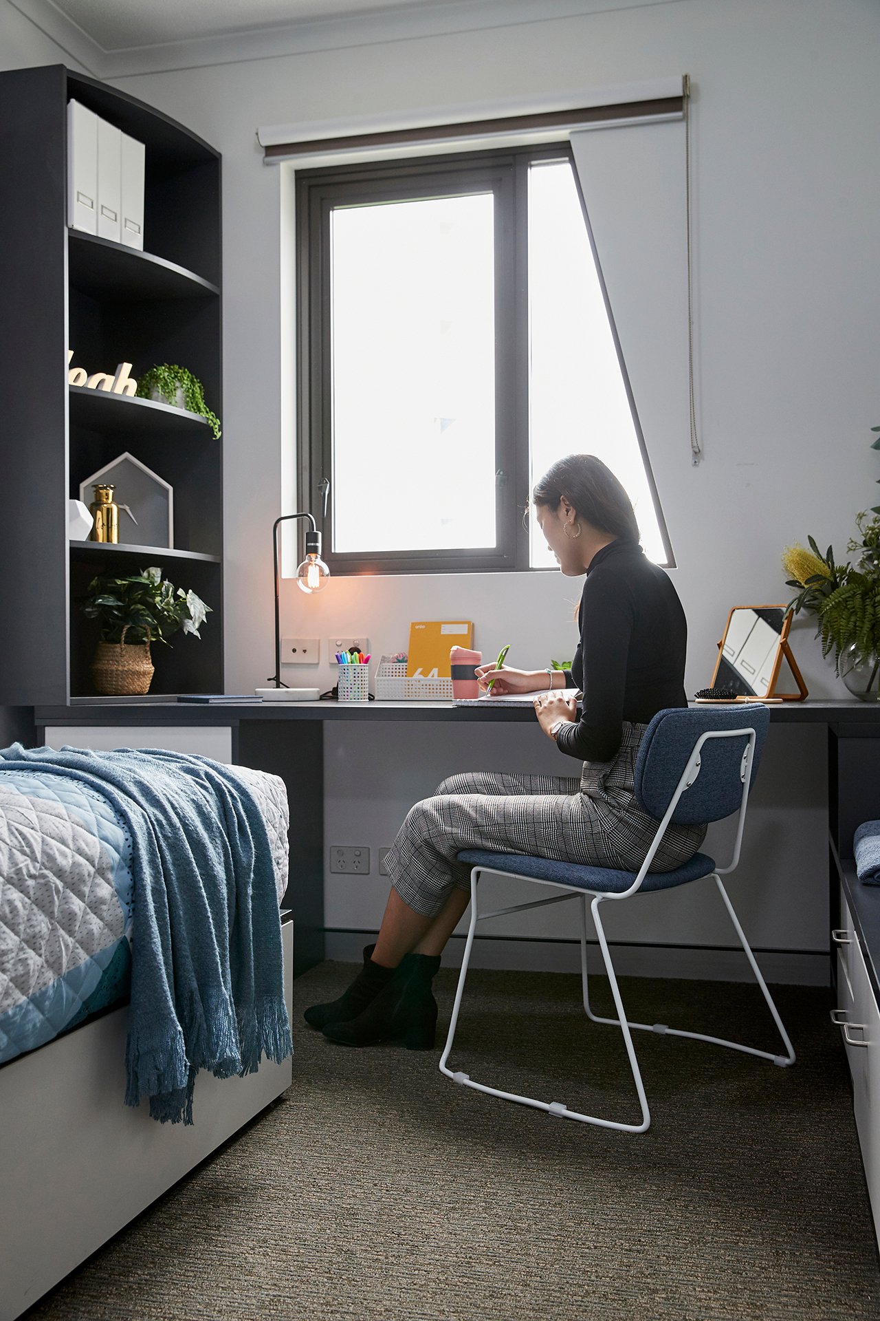  King Single Bed, Shared Apartment, 6 Bed Apartment With Ensuite  -  Scape Tribune  - Gallery -  13