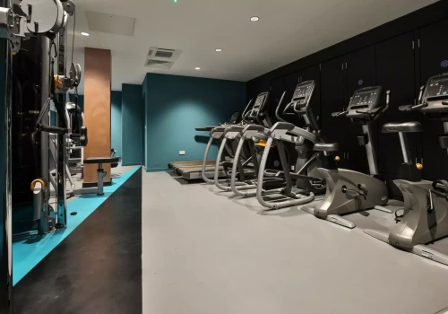 iQ Hammersmith - Gallery - 9