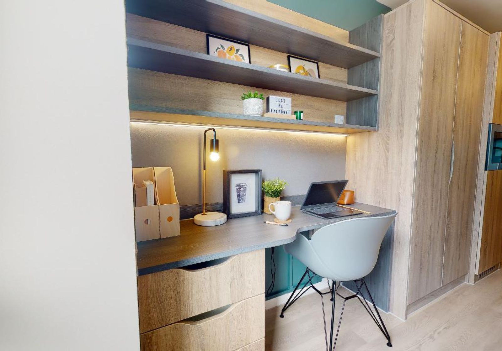  Silver Studio Plus  -  iQ Hammersmith  - Gallery -  3