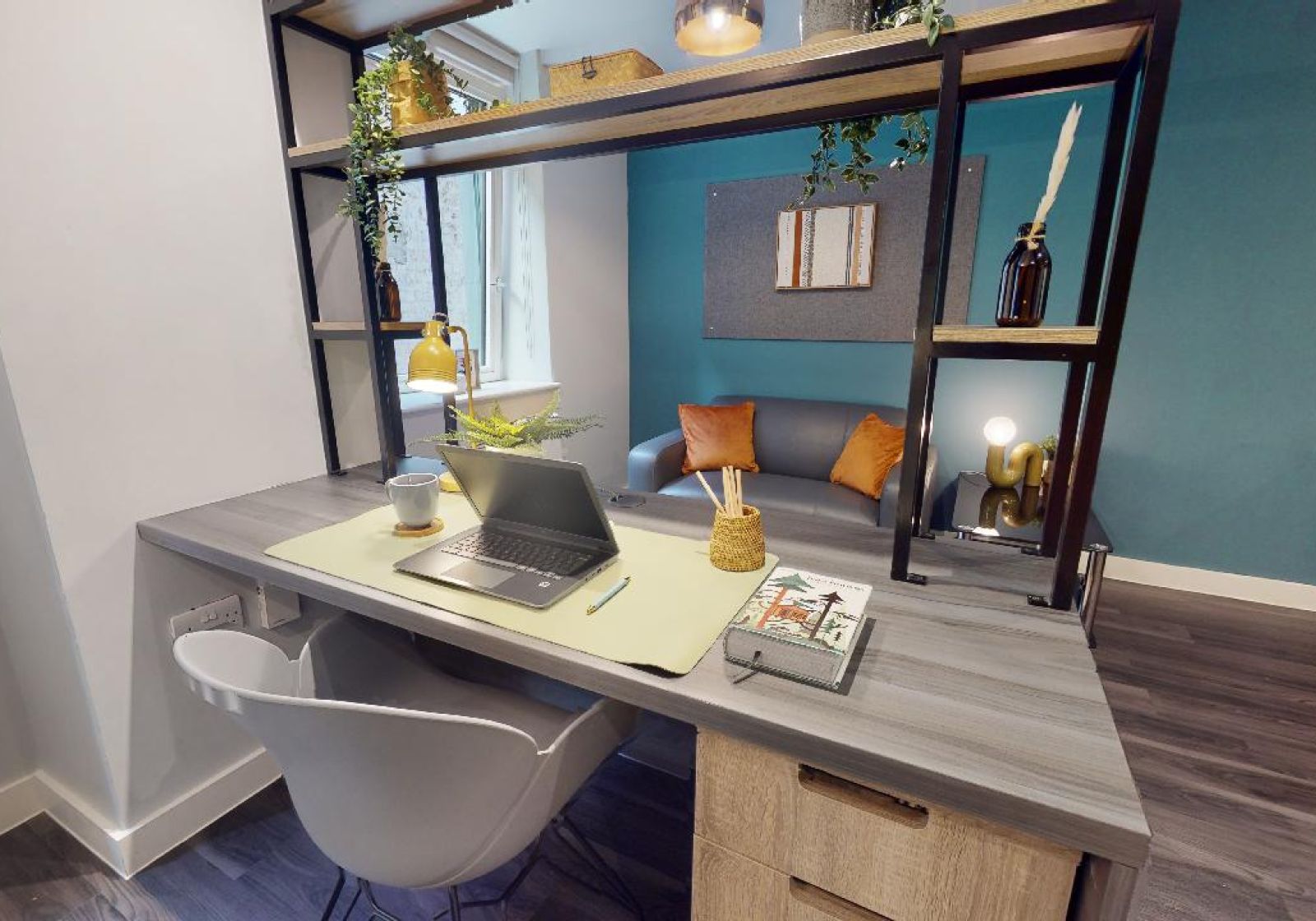  Platinum Studio Plus  -  iQ Hammersmith  - Gallery -  2