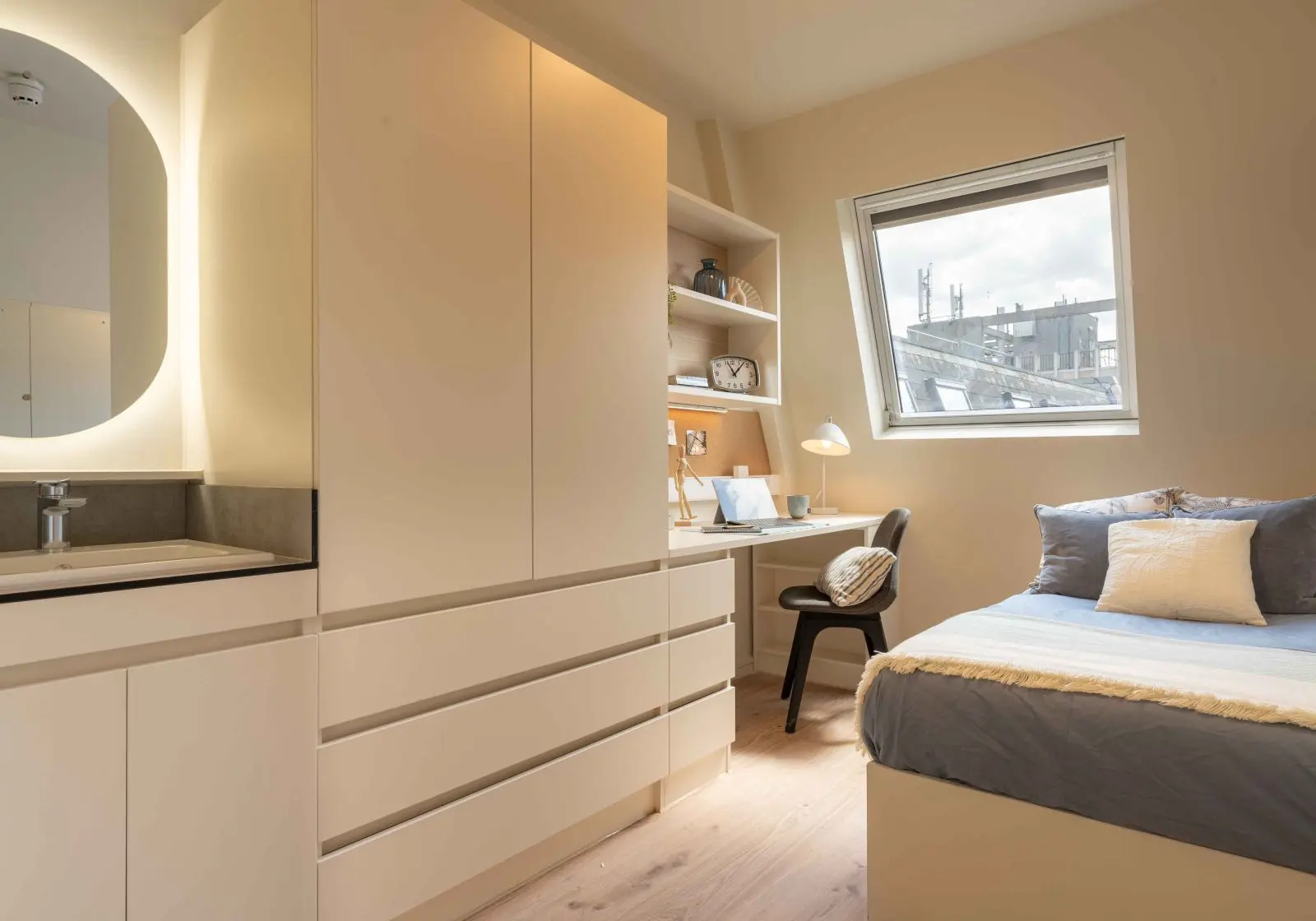 Gold Room - iQ The Arcade - Gallery - 2