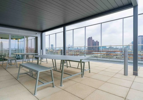 iQ Paris Gardens - Gallery - 11