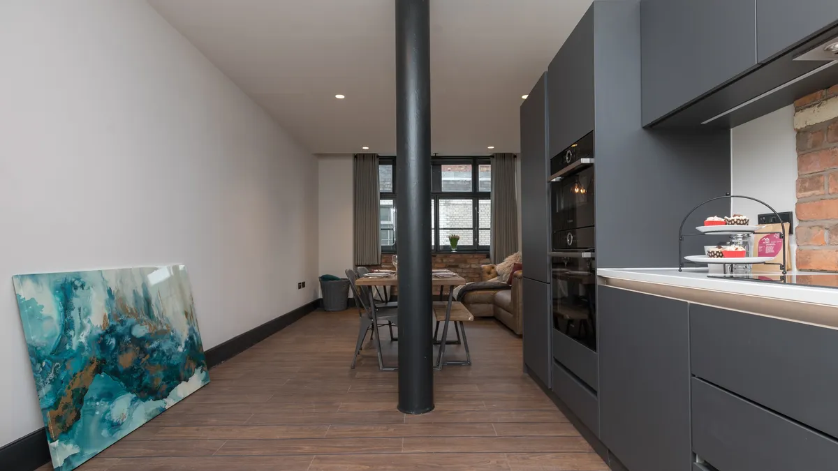  Large 2-Bedroom Apartment  -  Basil House  - Gallery -  7
