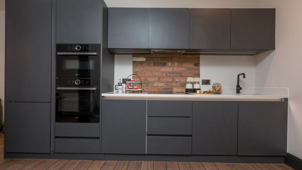  Large 2-Bedroom Apartment  -  Basil House  - Gallery -  6