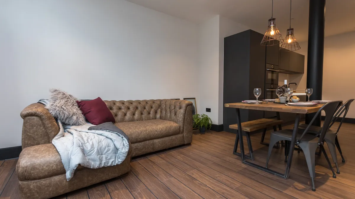  Large 2-Bedroom Apartment  -  Basil House  - Gallery -  5