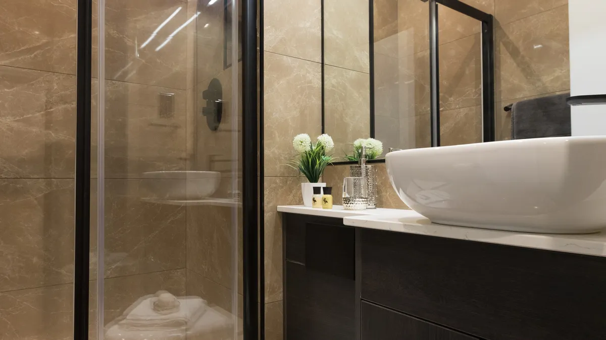  Large 1-Bedroom Apartment  -  Basil House  - Gallery -  5