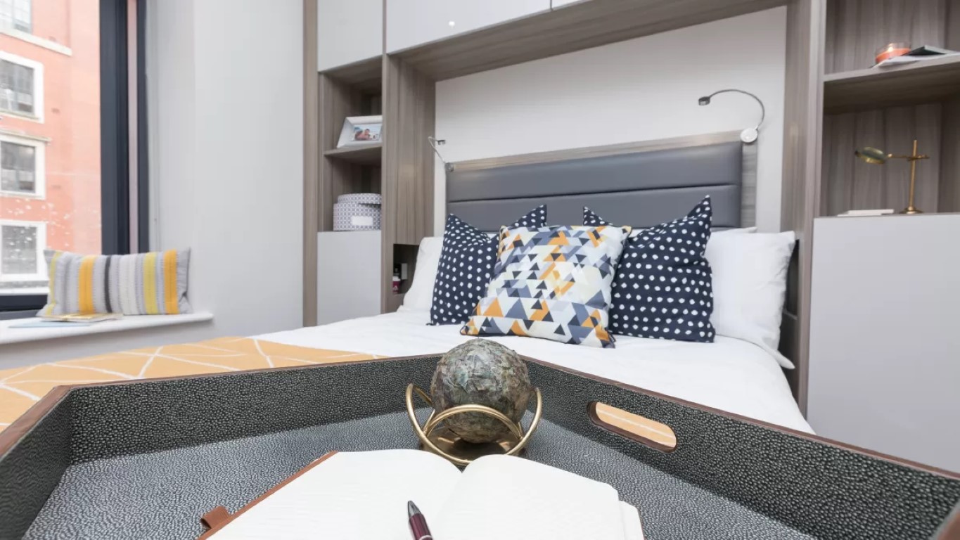  وان بيد ابارتمينت لارج  -  Princess Street, Salisbury House  - Gallery -  3