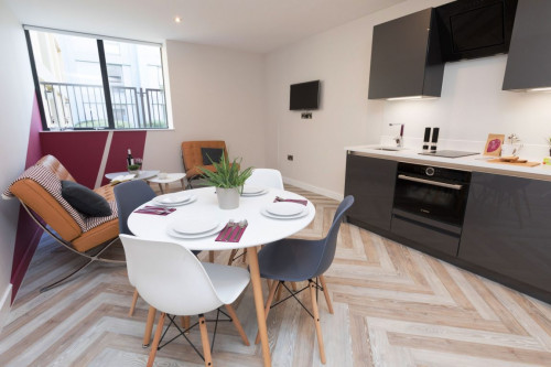 Great Western Street - Communal Area