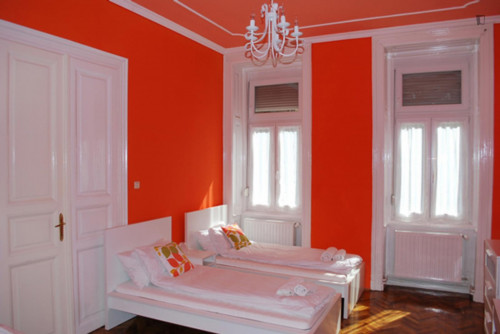 Spacious 2-bedroom and living room apartment near Blaha Lujza tér metro station - Gallery - 15