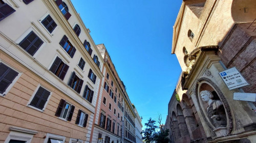Awesome 2-bedroom apartment in Centro Storico