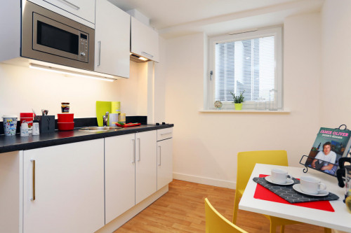 Keele House - Gallery - 39