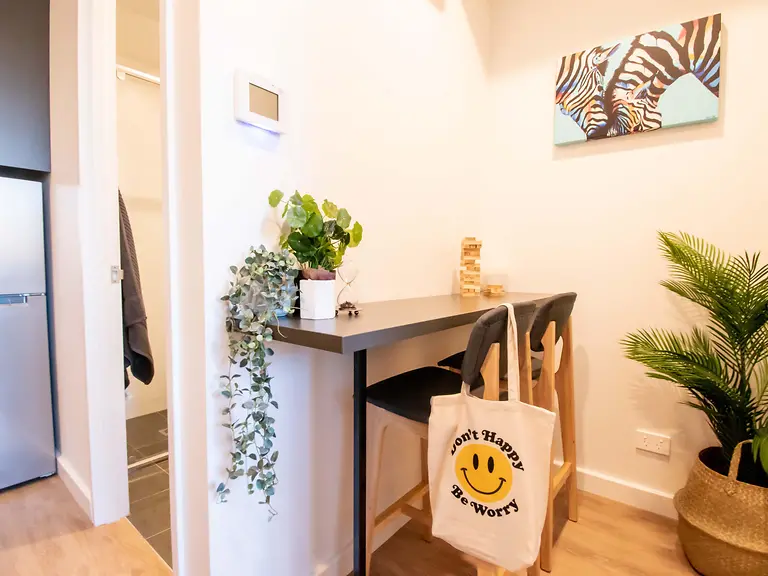 Two Bedroom High Floor - 3