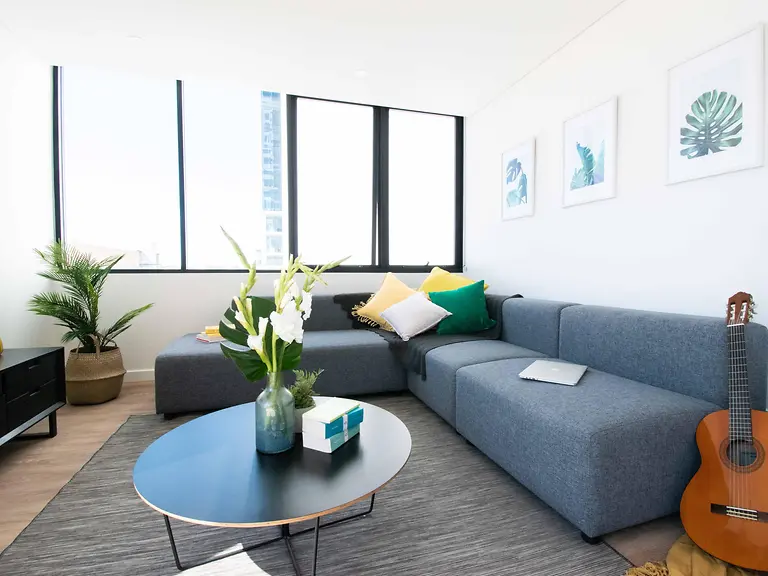 5 Bed Ensuite Apartment (High Floor) - 3