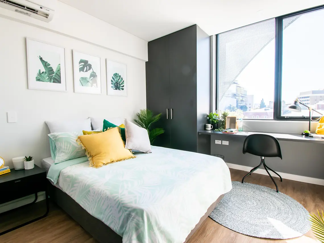  Studio Apartment  -  The Boulevard - Perth  - Gallery -  1