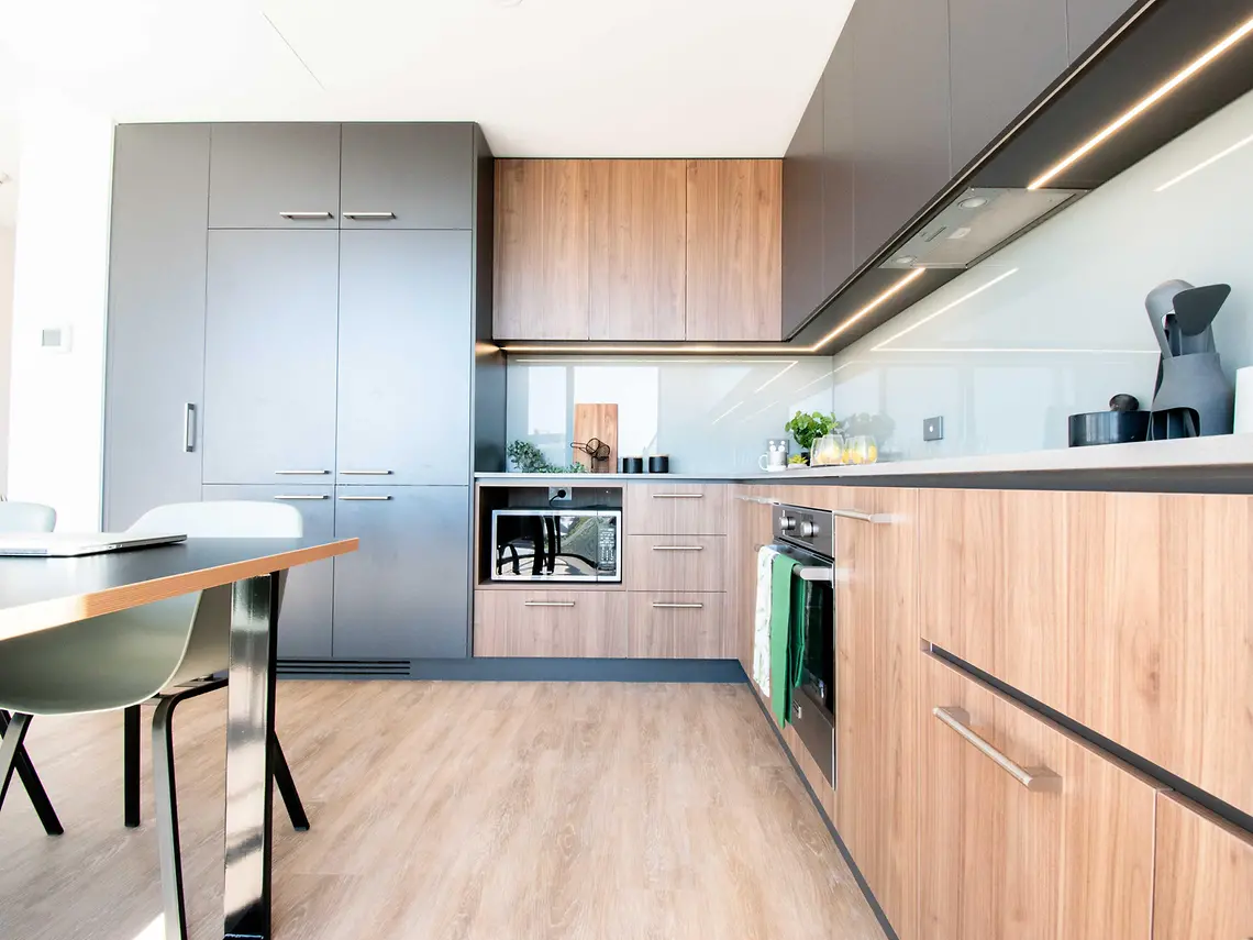 6 Bed Shared Apartment High Floor - 4