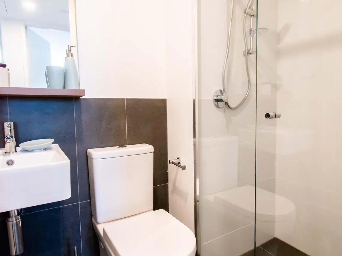 6 Bed Shared Apartment High Floor - 8