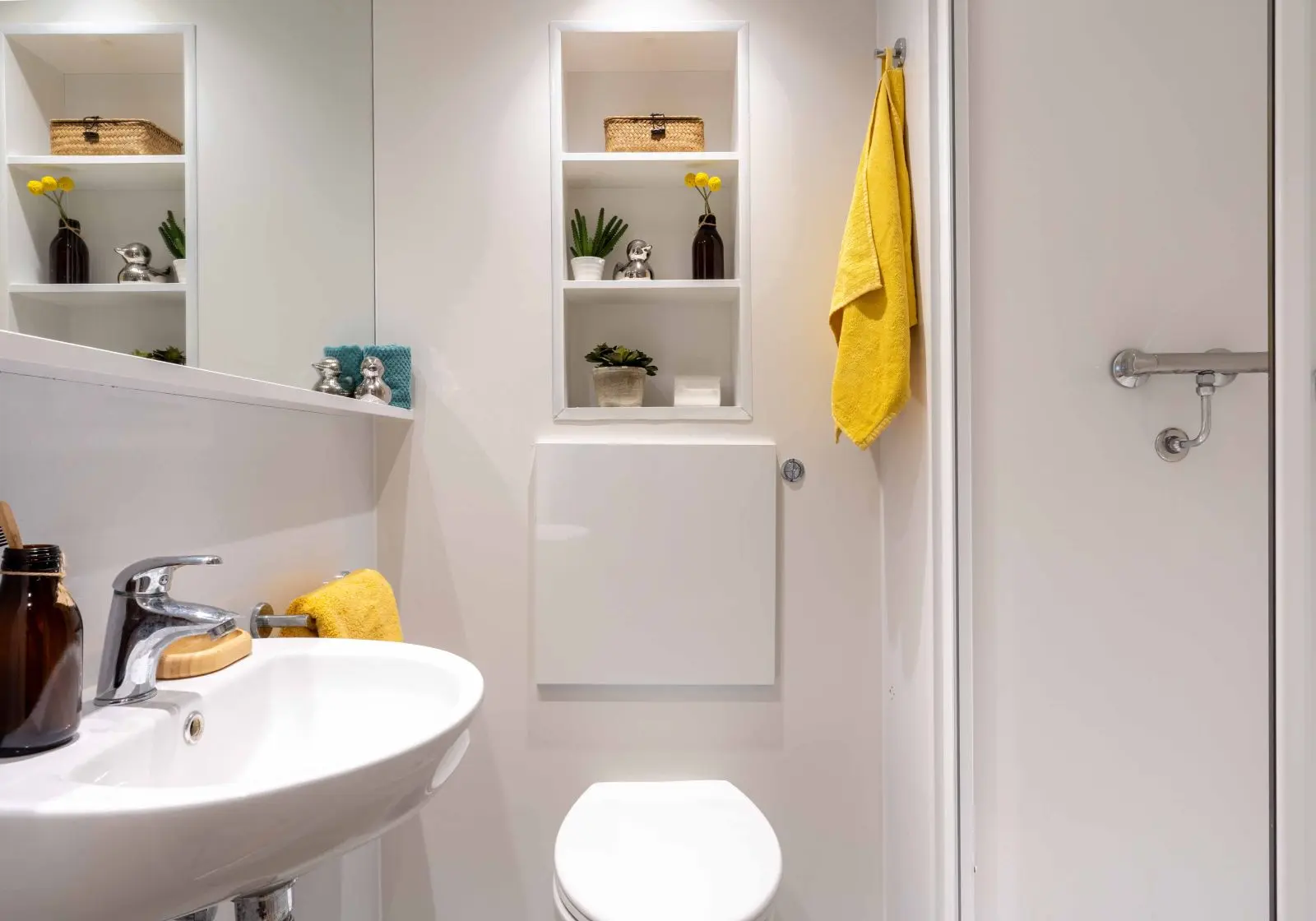  Platinum En-Suite  -  iQ Haywood House  - Gallery -  1