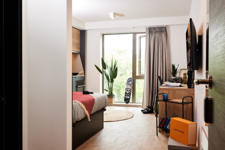  Classic  -  Warwick Cannon Park  - Gallery -  7