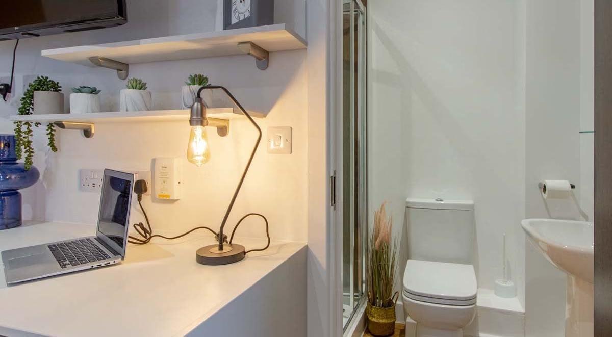  Standard En-Suite  -  Orbital  - Gallery -  26