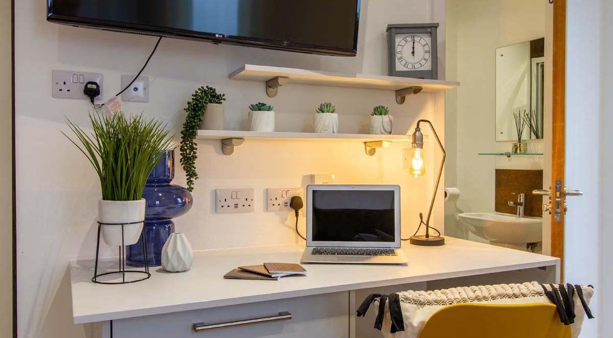  Standard En-Suite  -  Orbital  - Gallery -  25