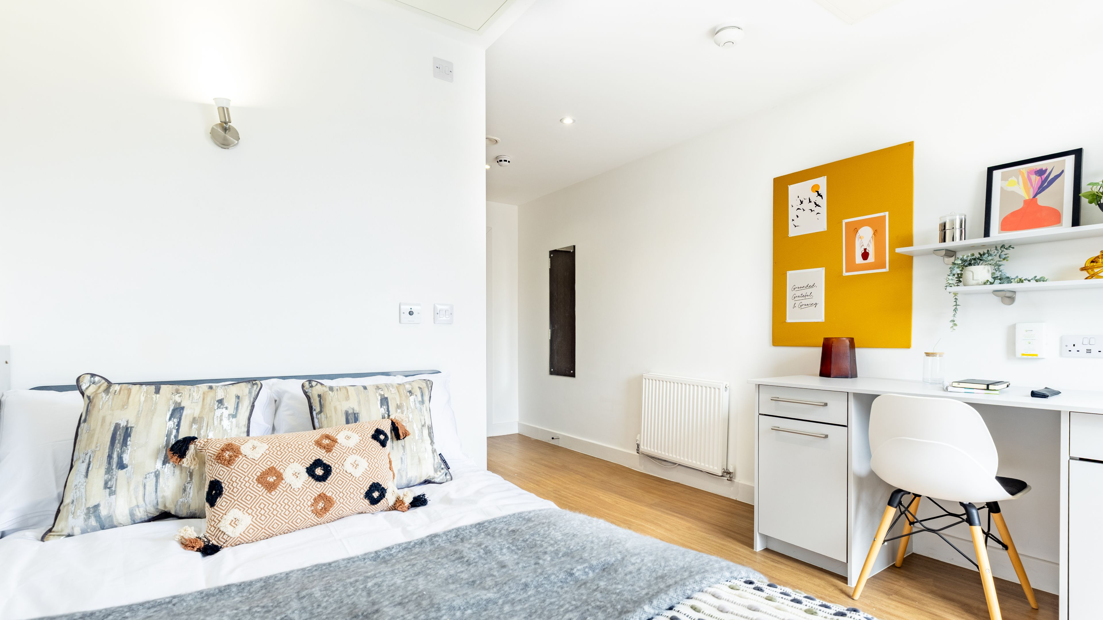 Deluxe En-Suite - 4