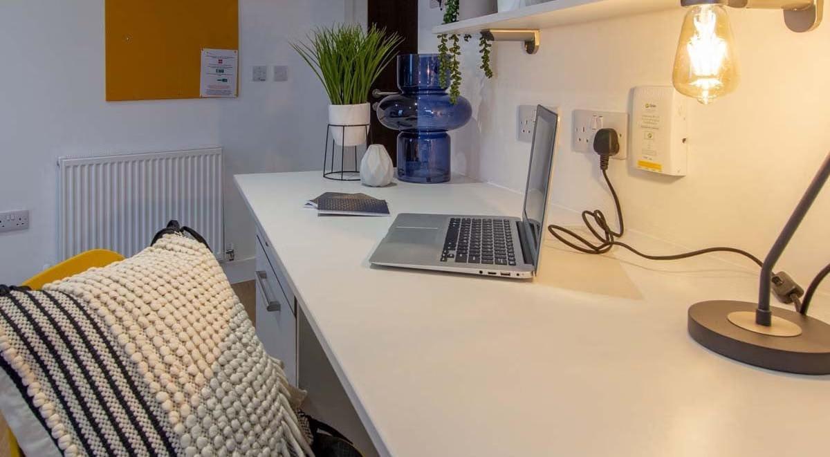  Classic En-Suite  -  Orbital  - Gallery -  9