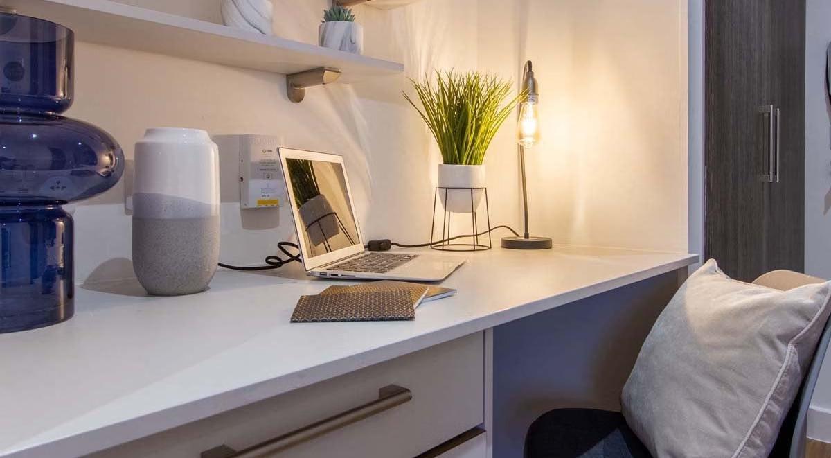  Deluxe En-Suite  -  Orbital  - Gallery -  13