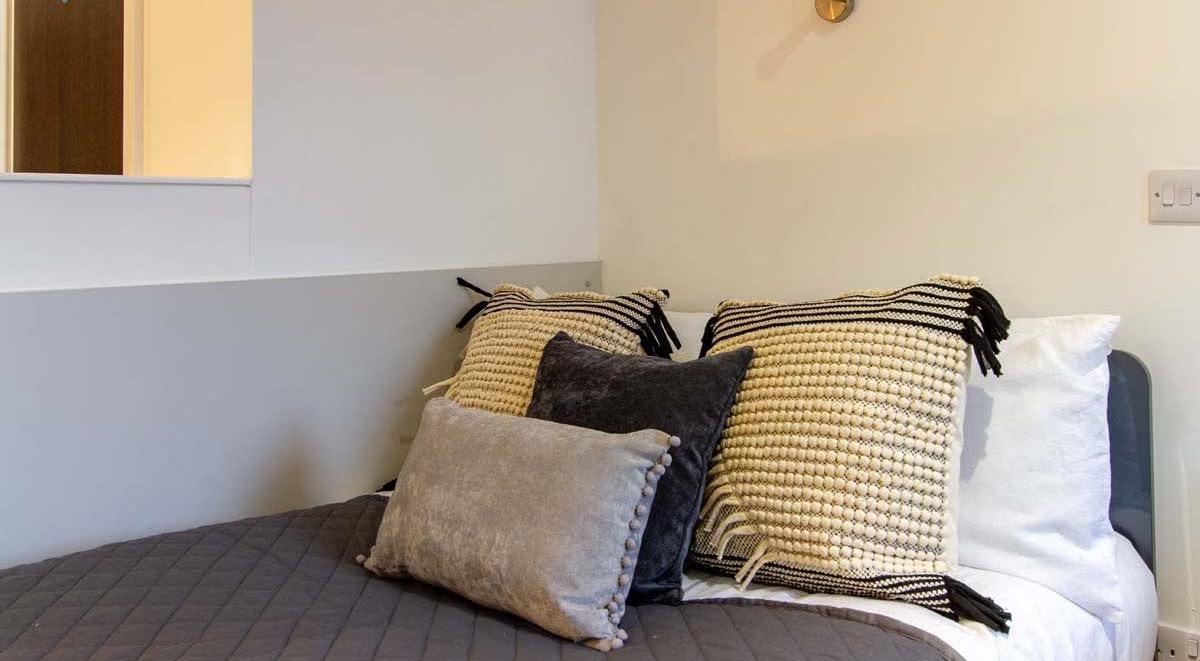  Deluxe En-Suite  -  Orbital  - Gallery -  12