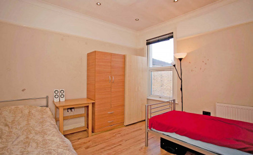 21 Colville Road First Floor - Gallery - 4