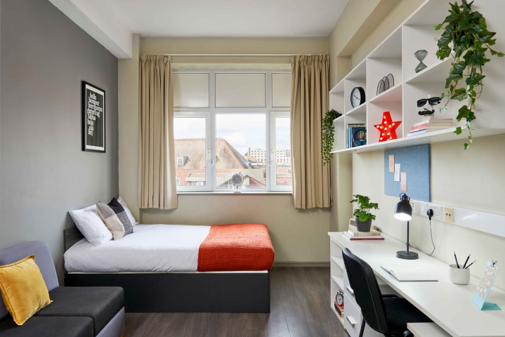  Deluxe Studio  -  Central Point  - Gallery -  1