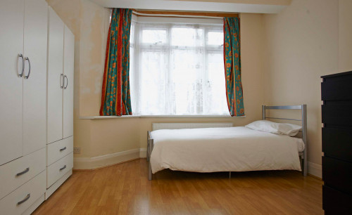 33 Farmilo Road  - Gallery -  3