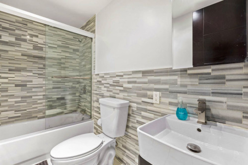 West 107th Home V - Gallery - 15