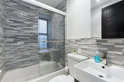 West 107th Home V - Gallery - 22