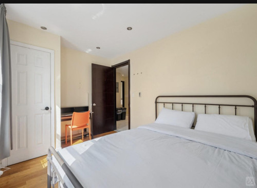 West 107th Home V - Gallery - 16