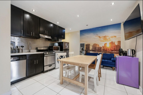 West 107th Home V - Gallery - 2