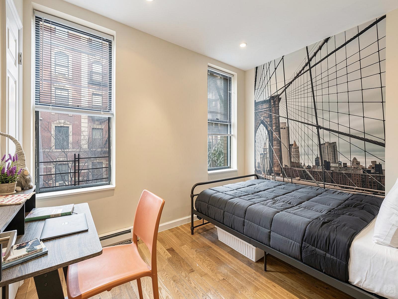  Private Room A  -  Vibrant Elegant Apt.  - Gallery -  13